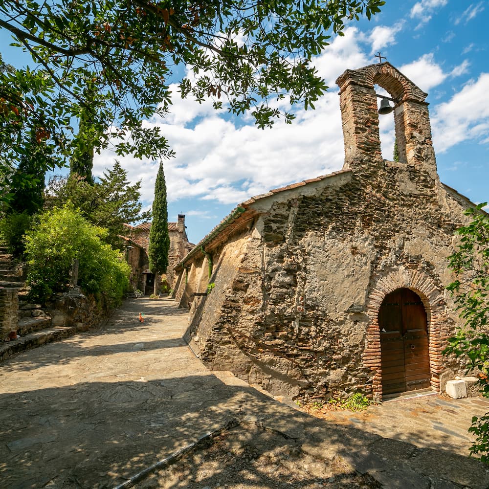 Ermitage Saint Maurice de Graolera à Ille sur Têt en roussillon conflent dans les pyrénées orientales