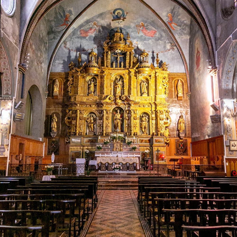 retable de l'église Sainte Eulalie à Millas en roussillon conflent dans les pyrénées orientales